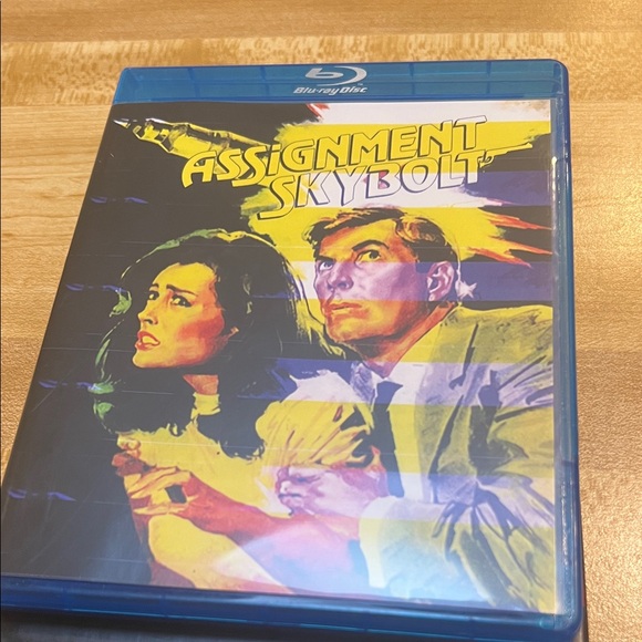 #0666 + Assignment Skybolt Blu-ray - Picture 5 of 11